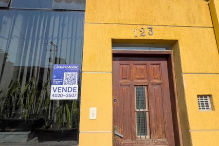 Casa à venda com 60m², 2 quartos e sem vaga Casa à venda com 60m², 2 quartos e sem vagaPlaca MZYE-601