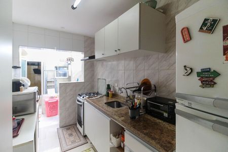 Casa à venda com 60m², 2 quartos e sem vaga Casa à venda com 60m², 2 quartos e sem vagaCozinha