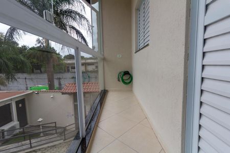 Casa de condomínio para alugar com 102m², 3 quartos e 2 vagasVaranda