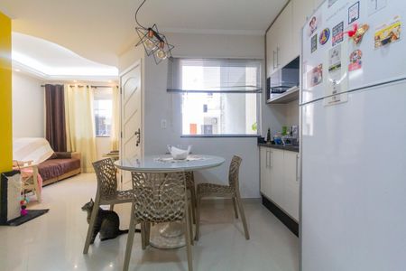 Casa de condomínio para alugar com 102m², 3 quartos e 2 vagasCozinha