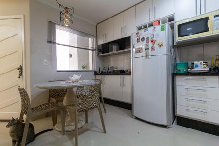 Casa de condomínio para alugar com 102m², 3 quartos e 2 vagasCozinha