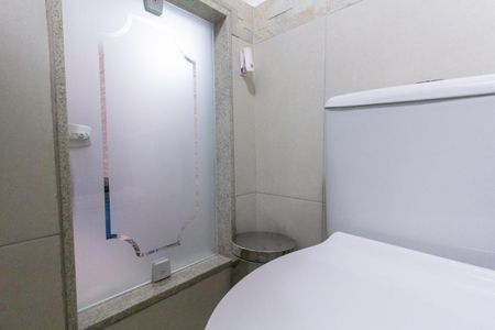 Casa de condomínio para alugar com 102m², 3 quartos e 2 vagasLavabo