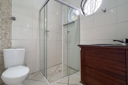 Banheiro de casa para alugar com 1 quarto, 60m² em Jardim Santa Clara, Guarulhos