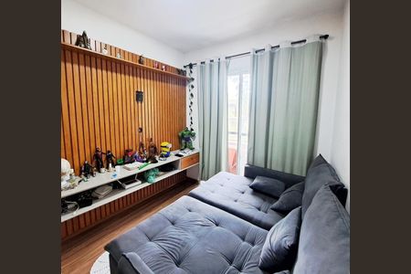 Sala de apartamento à venda com 2 quartos, 47m² em Piratininga, Osasco