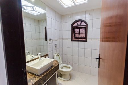 Lavabo de casa para alugar com 4 quartos, 210m² em Parque Oratório, Santo André