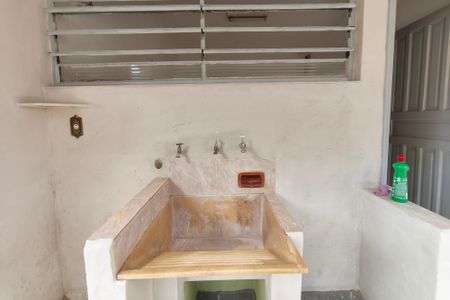 Casa à venda com 201m², 2 quartos e 3 vagas Casa à venda com 201m², 2 quartos e 3 vagasÁrea de Serviço