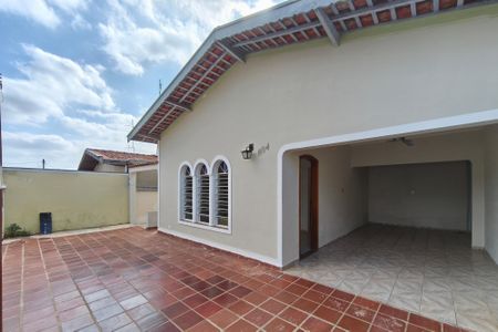 Casa à venda com 201m², 2 quartos e 3 vagas