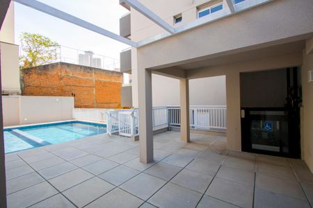 Apartamento à venda com 58m², 2 quartos e 1 vaga Apartamento à venda com 58m², 2 quartos e 1 vagaÁrea comum - Piscina