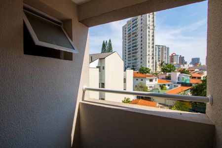 Apartamento à venda com 58m², 2 quartos e 1 vaga Apartamento à venda com 58m², 2 quartos e 1 vagaVaranda do quarto 1