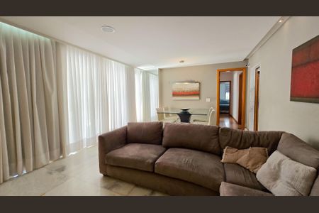 Apartamento à venda com 160m², 3 quartos e 2 vagas