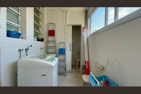 Apartamento para alugar com 154m², 3 quartos e 1 vagaÁrea de Serviço