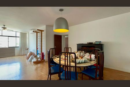 Apartamento para alugar com 154m², 3 quartos e 1 vagaSala de Jantar