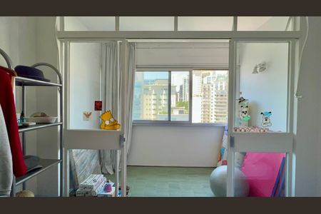 Apartamento para alugar com 154m², 3 quartos e 1 vagaSuite