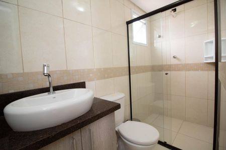 Apartamento à venda com 60m², 2 quartos e 2 vagas Apartamento à venda com 60m², 2 quartos e 2 vagasBanheiro da Suíte