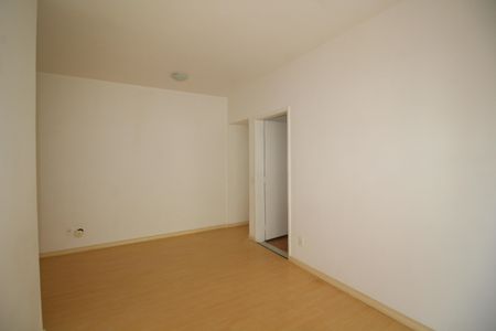 Sala de apartamento à venda com 3 quartos, 74m² em Jacarepaguá, Rio de Janeiro