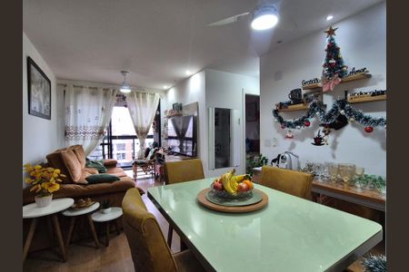 Sala  de apartamento para alugar com 2 quartos, 77m² em Recreio dos Bandeirantes, Rio de Janeiro