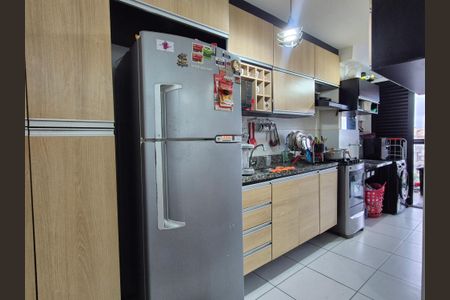 Apartamento à venda com 77m², 2 quartos e 1 vaga Apartamento à venda com 77m², 2 quartos e 1 vagaCozinha