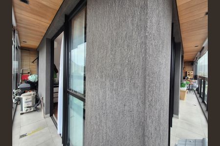 Apartamento à venda com 77m², 2 quartos e 1 vaga Apartamento à venda com 77m², 2 quartos e 1 vagaVaranda