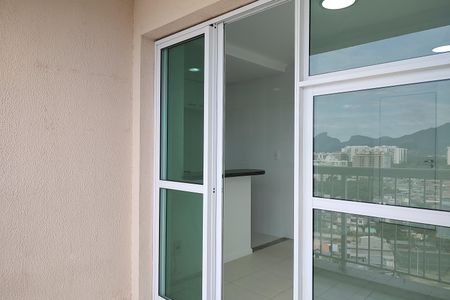 Apartamento para alugar com 60m², 2 quartos e 1 vagaVaranda