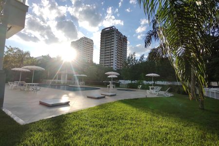 Apartamento para alugar com 60m², 2 quartos e 1 vagaÁrea comum - Piscina