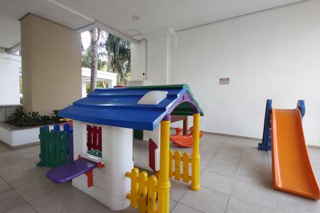 Apartamento para alugar com 60m², 2 quartos e 1 vagaÁrea comum - Playground