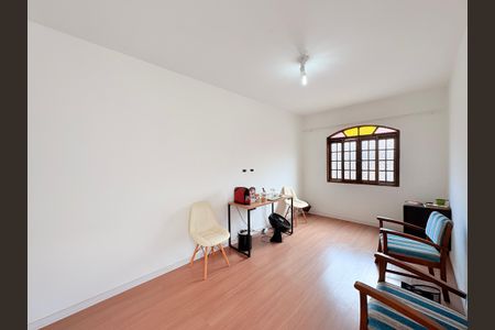 Sala de casa para alugar com 2 quartos, 85m² em Jardim Messina, Jundiaí