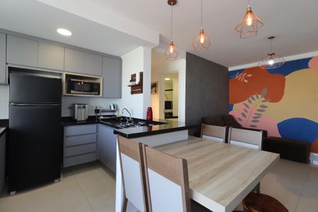 Apartamento à venda com 62m², 2 quartos e 2 vagasCozinha