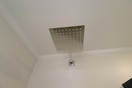 Apartamento à venda com 62m², 2 quartos e 2 vagasBanheiro da Suíte - Chuveiro