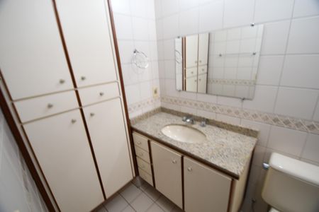 Apartamento à venda com 165m², 4 quartos e 2 vagasBanheiro 1 - Suíte