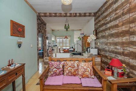 Sala de casa à venda com 2 quartos, 155m² em Vila Jardim, Porto Alegre