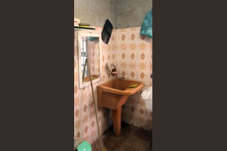 Casa à venda com 130m², 2 quartos e 1 vagaLavanderia