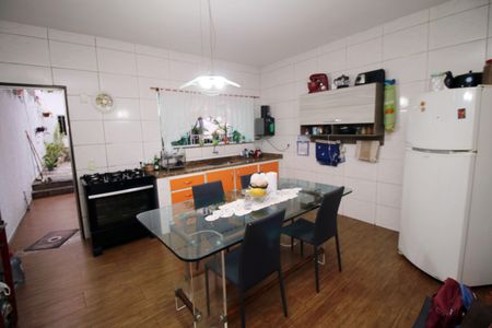 Casa à venda com 130m², 2 quartos e 1 vagaCozinha