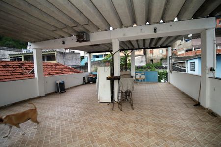 Casa à venda com 130m², 2 quartos e 1 vagaTerraço
