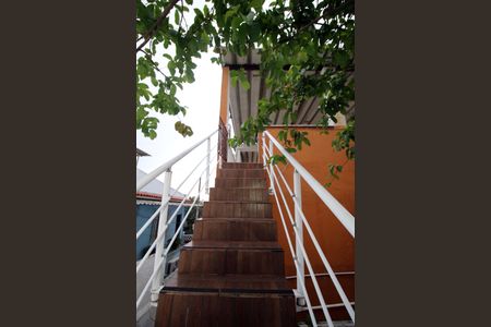 Casa à venda com 130m², 2 quartos e 1 vagaEscada - Terraço