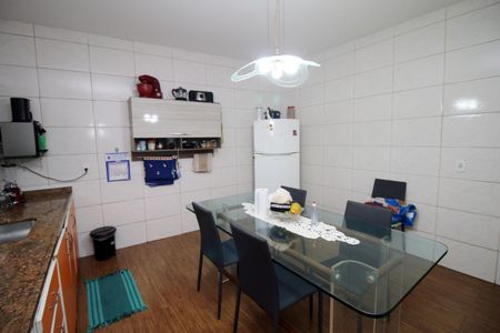 Casa à venda com 130m², 2 quartos e 1 vagaCozinha