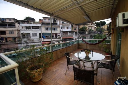 Casa à venda com 130m², 2 quartos e 1 vagaVaranda