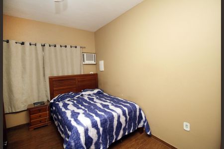 Quarto 1 de casa à venda com 2 quartos, 130m² em Penha Circular, Rio de Janeiro