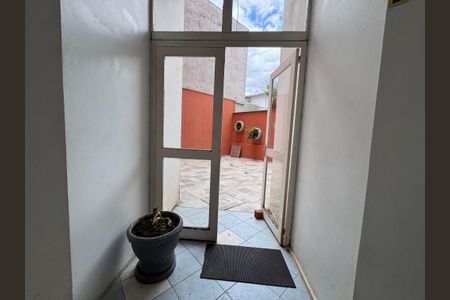 Apartamento para alugar com 28m², 2 quartos e sem vaga Apartamento para alugar com 28m², 2 quartos e sem vagaÁrea comum