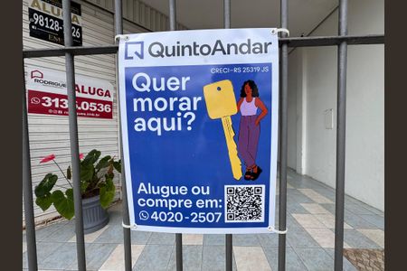 Apartamento para alugar com 28m², 2 quartos e sem vaga Apartamento para alugar com 28m², 2 quartos e sem vagaPLACA FACHADA PEHT-83