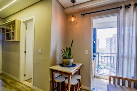 Sala de apartamento à venda com 2 quartos, 59m² em Utinga, Santo André