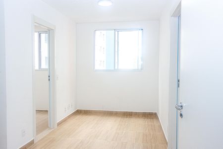 Sala/Cozinha de apartamento para alugar com 2 quartos, 35m² em Usina Piratininga, São Paulo