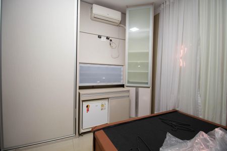 Quarto 1 de apartamento para alugar com 2 quartos, 47m² em Setor Habitacional Vicente Pires, Brasília