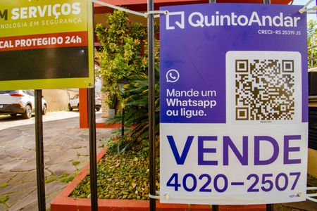 Casa de condomínio à venda com 128m², 3 quartos e 2 vagas Casa de condomínio à venda com 128m², 3 quartos e 2 vagasPlaquinha