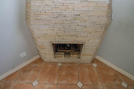 Casa de condomínio à venda com 128m², 3 quartos e 2 vagas Casa de condomínio à venda com 128m², 3 quartos e 2 vagasSótão / Escritório