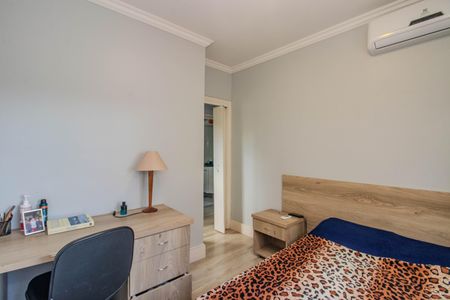 Casa de condomínio à venda com 128m², 3 quartos e 2 vagas Casa de condomínio à venda com 128m², 3 quartos e 2 vagasQuarto 1