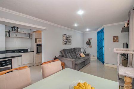 Casa de condomínio à venda com 128m², 3 quartos e 2 vagas Casa de condomínio à venda com 128m², 3 quartos e 2 vagas08 11 Cód. Imóvel 2477805- Sessão 2876830 Praça Farroupilha, 100 vila jardim