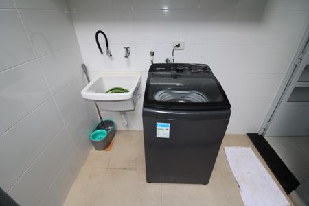 Casa à venda com 129m², 3 quartos e 2 vagasÁrea de Serviço