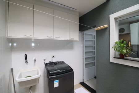 Casa à venda com 129m², 3 quartos e 2 vagasÁrea de Serviço