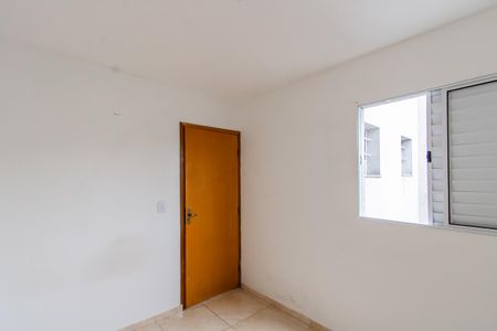Quarto 2 de apartamento para alugar com 2 quartos, 40m² em Parque Cisper, São Paulo