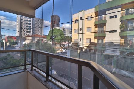 Sacada de apartamento para alugar com 3 quartos, 83m² em Santa Mônica, Uberlândia